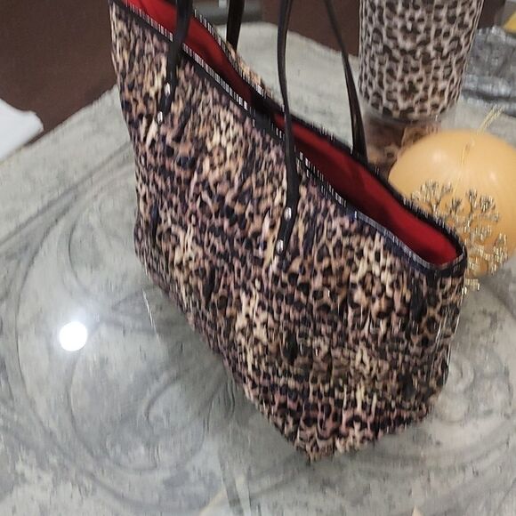 NINE WEST  women's LARGE ANIMAL PRINT  TOTE bag - Picture 2 of 9
